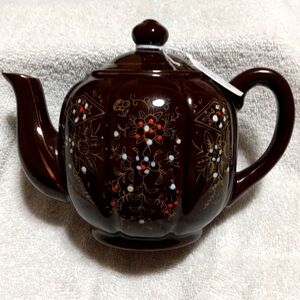 Small 1920-1930's Tea Pot